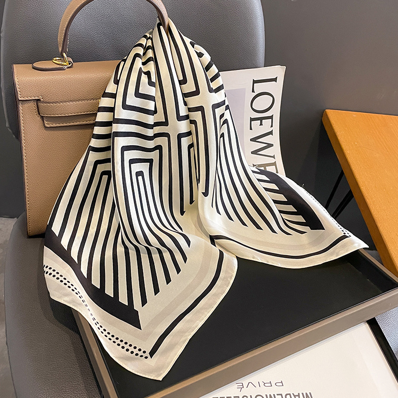 Luxury Brand Neckerchief Sprin – обзор и цена Ascot Neck Scarf
