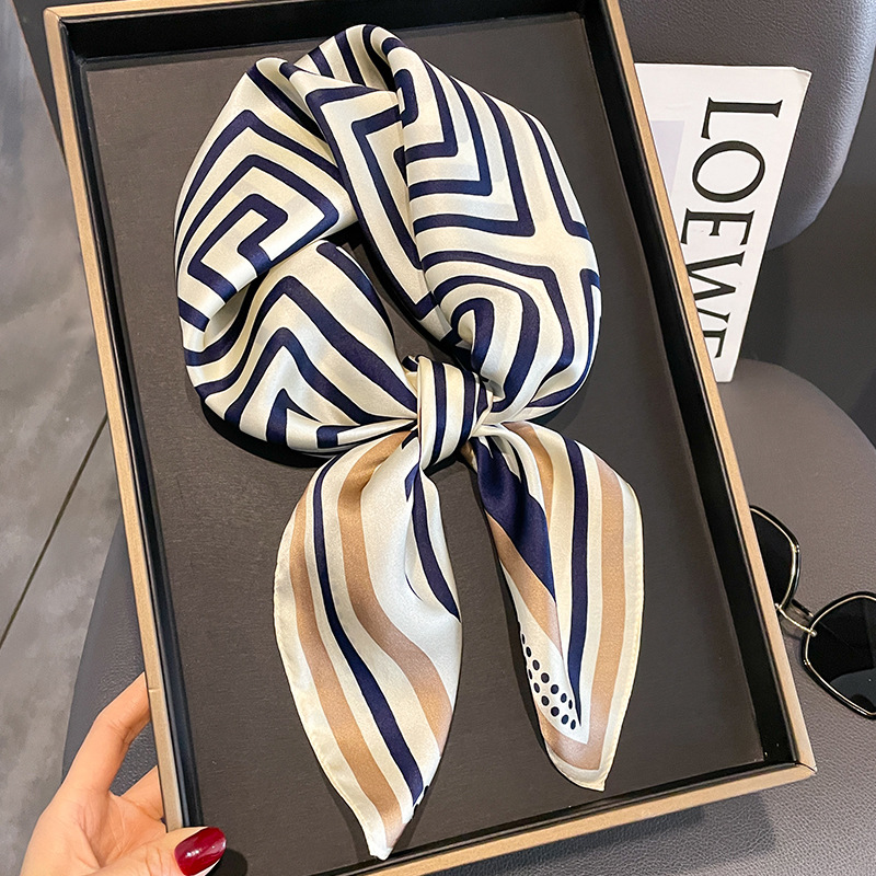 Luxury Brand Neckerchief Sprin – обзор и цена Ascot Neck Scarf