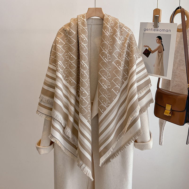 Elegant Striped Design Scarf I – обзор и цена Woven Scarf Blanket