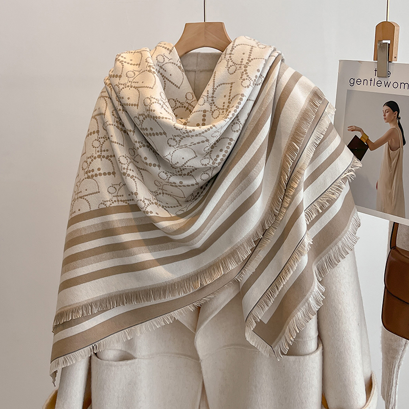 Elegant Striped Design Scarf I – обзор и цена Woven Scarf Blanket
