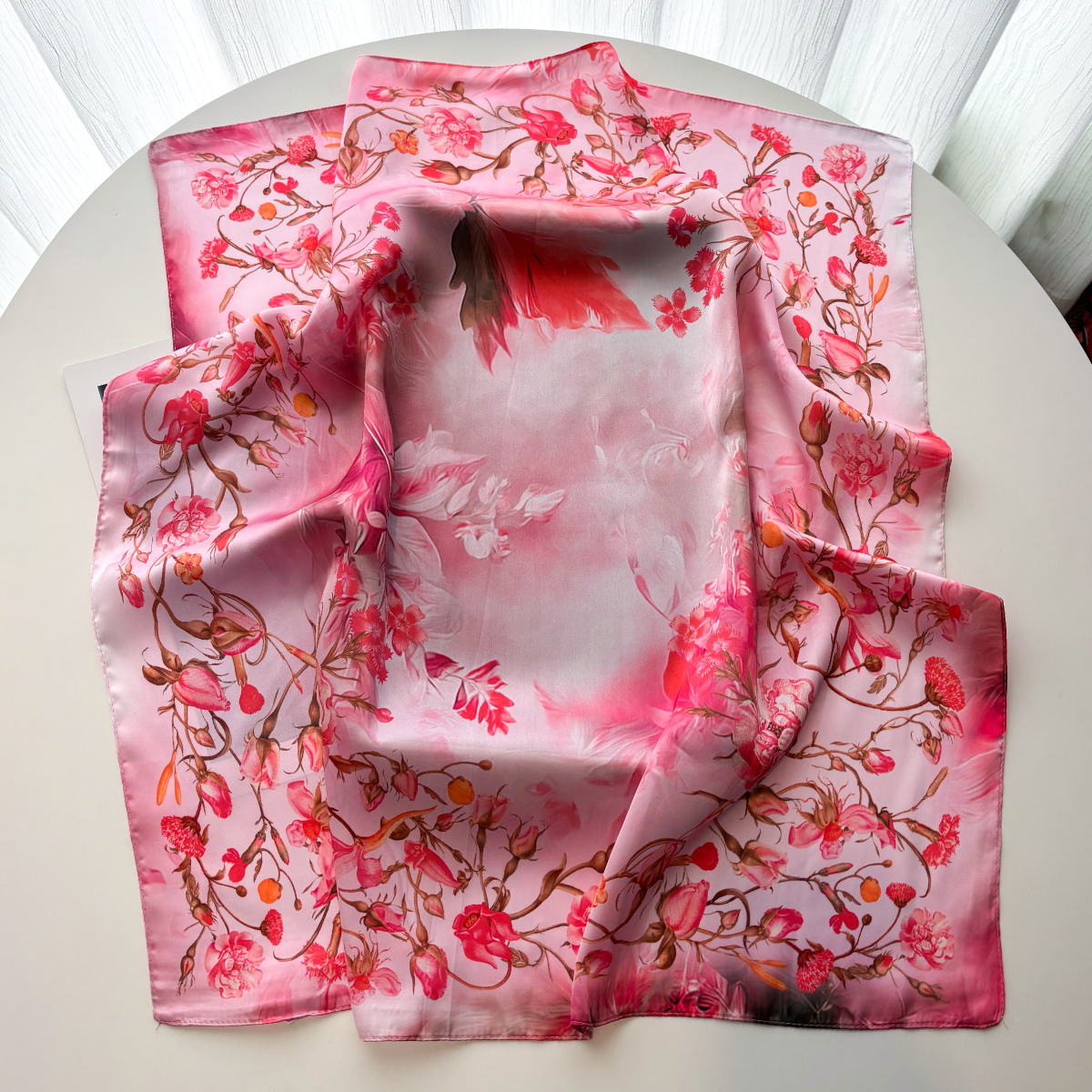 Luxury Square Scarf For Women  – обзор и цена Scarf Silk Square