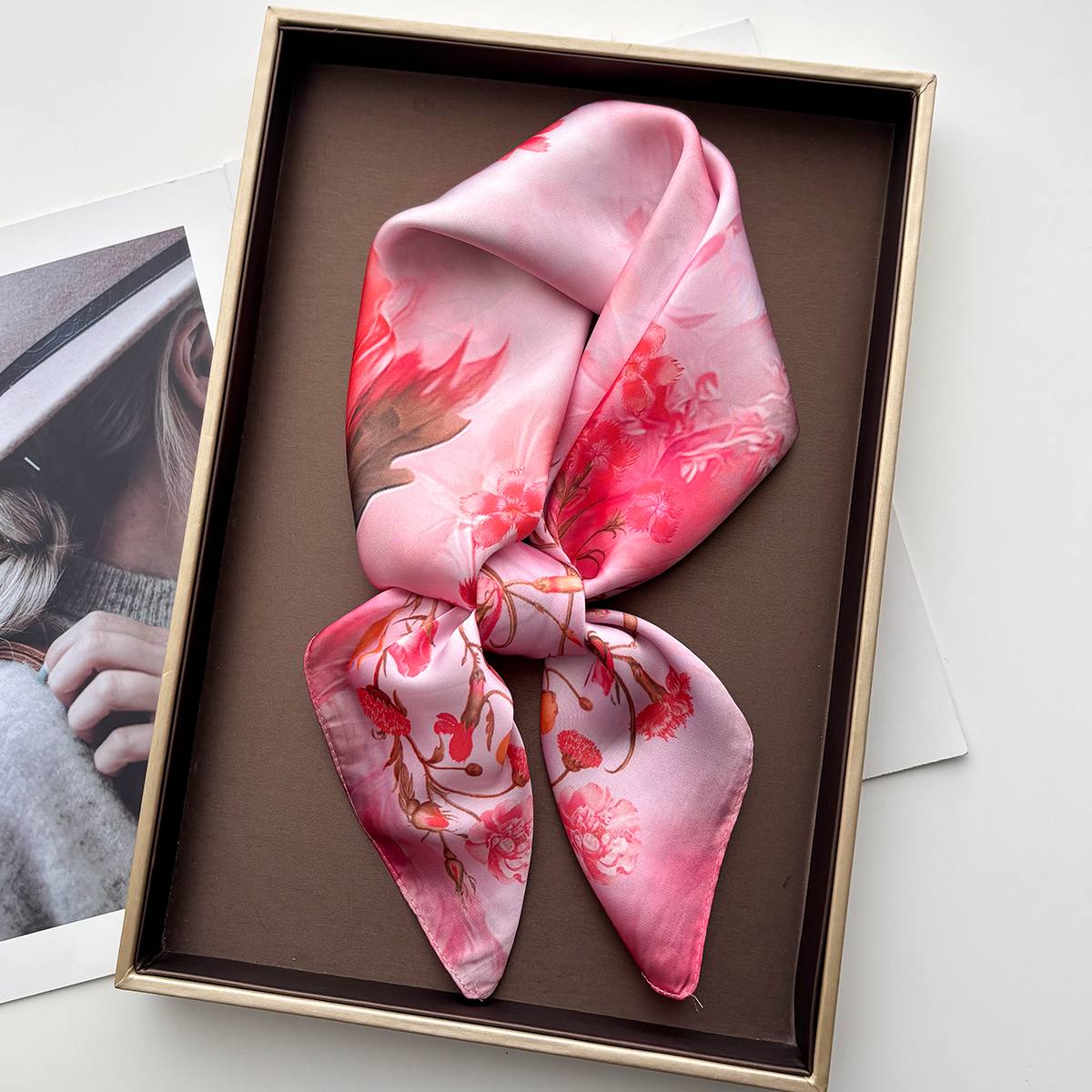 Luxury Square Scarf For Women  – обзор и цена Scarf Silk Square